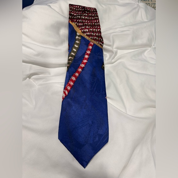 Vintage COOGI Australia Colourful Silk Tie - Rare - Picture 3 of 9